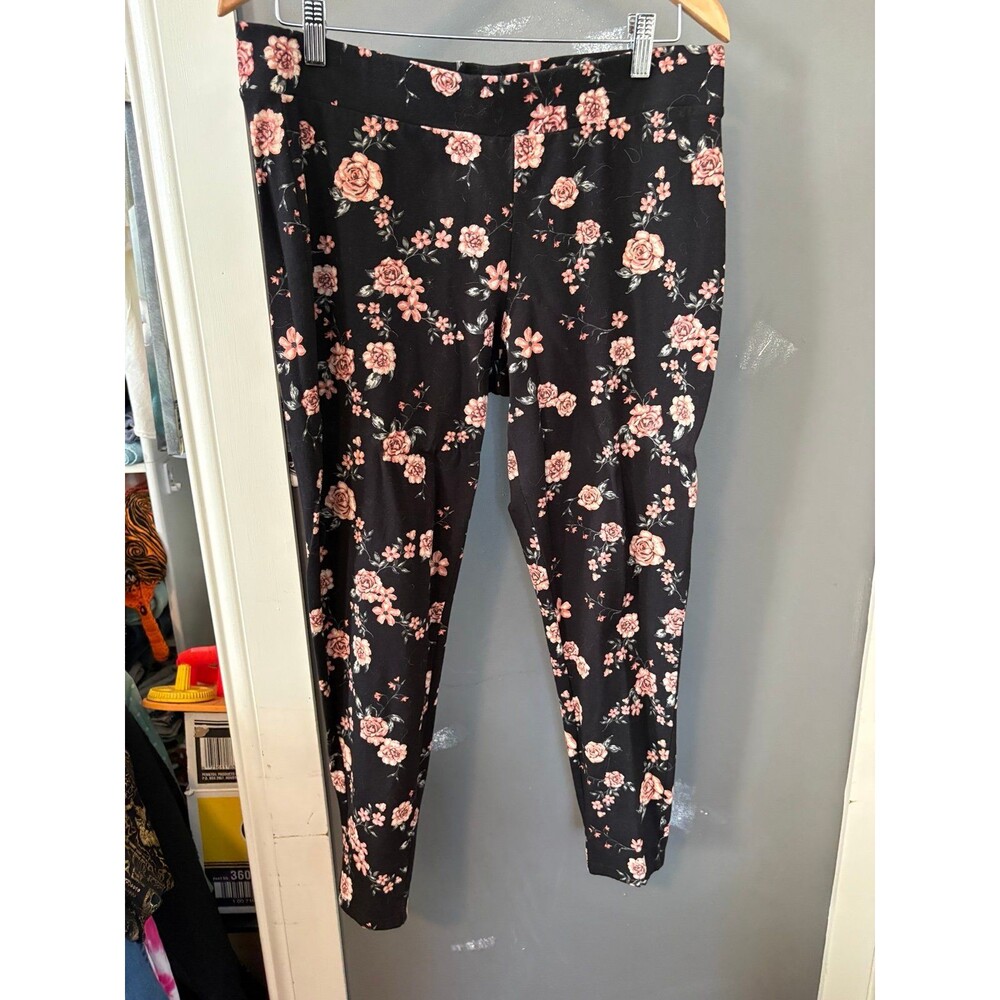 Torrid size 2 black floral full length leggings